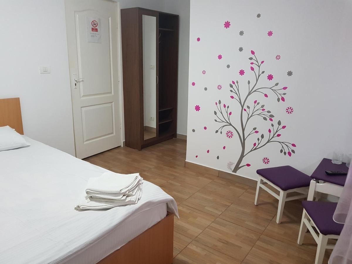 Ferienwohnung Casa Duminica Două Mai Exterior foto
